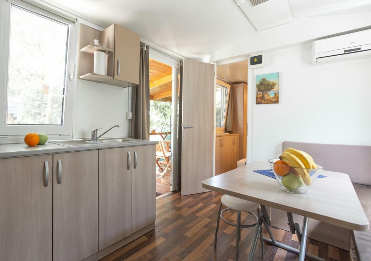 Krk Mobile Homes Klimno Esterno foto