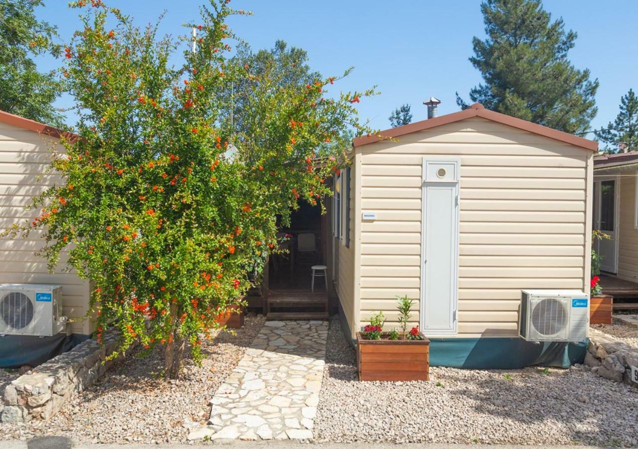 Krk Mobile Homes Klimno Esterno foto
